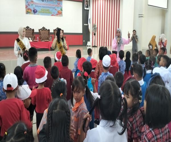Pj Bunda PAUD Provinsi Babel Berbagi Keceriaan Bersama Anak-Anak Melalui Open House