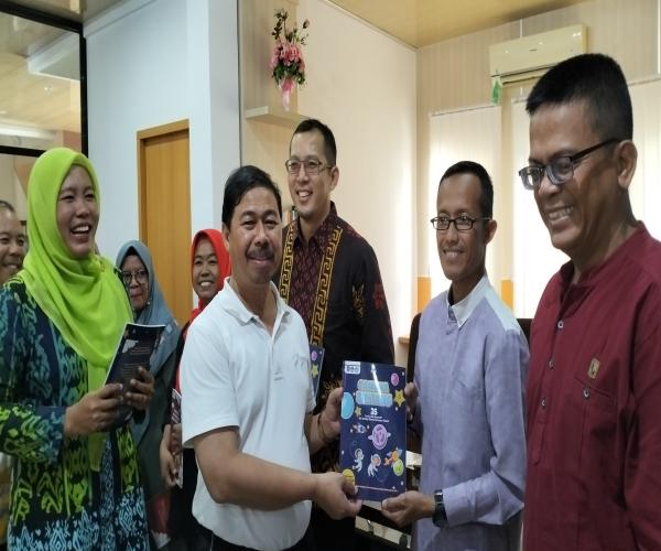 Kadin Dindik Babel Imbau Kembangkan Kemampuan Menulis bagi Seluruh Insan Penulis Babel