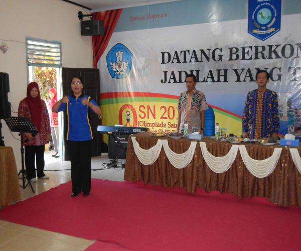 Pembukaan Olimpiade Siswa Nasional SMP Tingkat Provinsi 2014