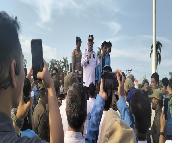 Gubernur Babel Hidayat Arsani, Komitmen Benahi Babel Kepada Mahasiswa UBB