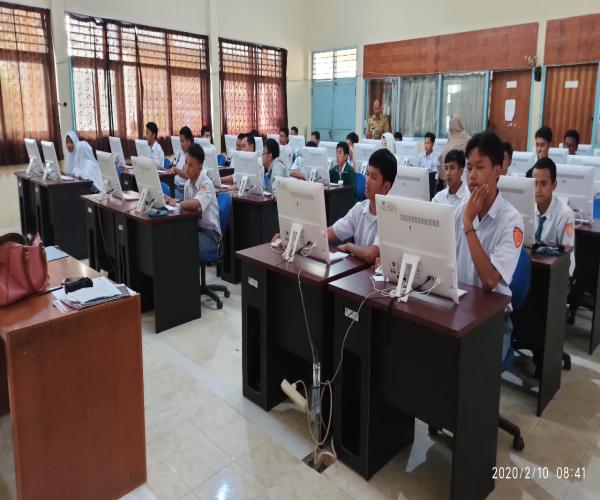 Siswa Jenjang SMK, Gali Potensi Lewat Tryout UNBK