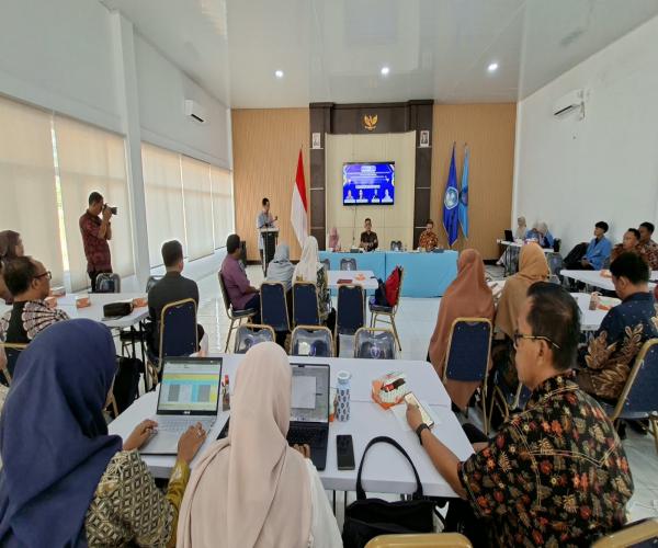 75 GURU IKUTI PELATIHAN PENINGKATAN KOMPETENSI DI UBB, PERKUAT GROWTH MINDSET DAN KESIAPAN MENGHADAPI ERA AI