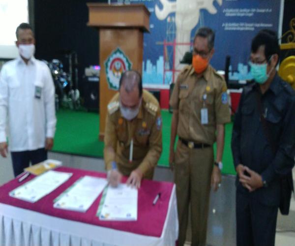  Gubernur Babel Tandatangani Perjanjian Kerjasama Dindik dengan Balai Jasa Konstruksi 