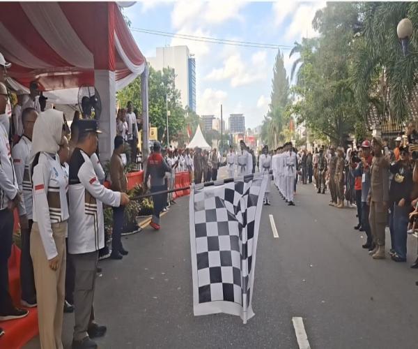 Gubernur Babel, Hidayat Arsani Lepas 147 Peserta Pawai Baris Berbaris HUT RI ke-80