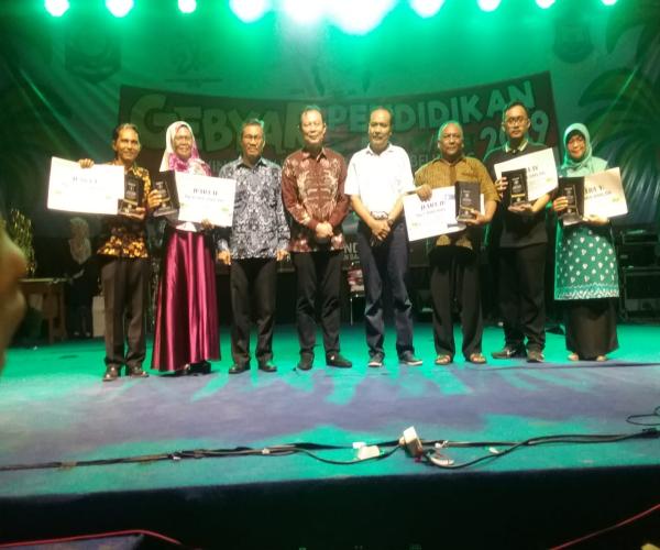 Sekda Babel Apresiasi Gebyar PendidikanSMA/SMK/SLB Provinsi Babel Tahun 2019