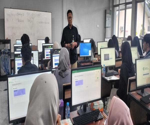 25 PESERTA IKUT TEST SELEKSI BEASISWA  JALUR KERJASAMA POLTEKKES SURAKARTA DENGAN PEMPROV KEP BABEL